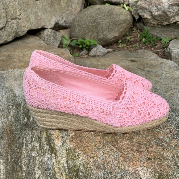 AJ Valenci Pink Lace Espadrilles Wedges-Size 8W - Picture 4 of 13